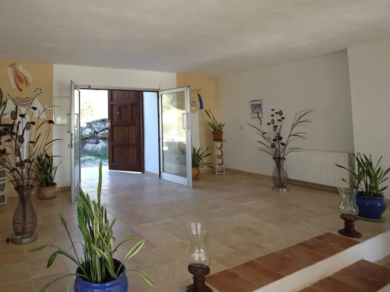 House - Detached Villa в продаже в Gaucín, Málaga. В доме 8 спален и 8 ванных комнат. Площадь дома 600 м². Площадь участка 34000 м²