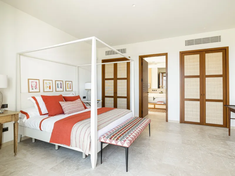 House - Detached Villa в продаже в Casares, Málaga. В доме 3 спален и 3 ванных комнат. Площадь дома 395 м². Площадь участка 2194 м²