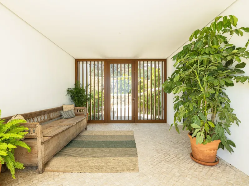 House - Detached Villa в продаже в Casares, Málaga. В доме 3 спален и 3 ванных комнат. Площадь дома 395 м². Площадь участка 2194 м²