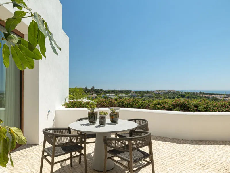 House - Detached Villa в продаже в Casares, Málaga. В доме 3 спален и 3 ванных комнат. Площадь дома 395 м². Площадь участка 2194 м²
