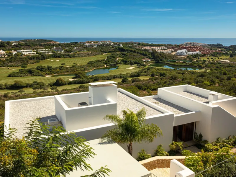 House - Detached Villa в продаже в Casares, Málaga. В доме 3 спален и 3 ванных комнат. Площадь дома 395 м². Площадь участка 2194 м²