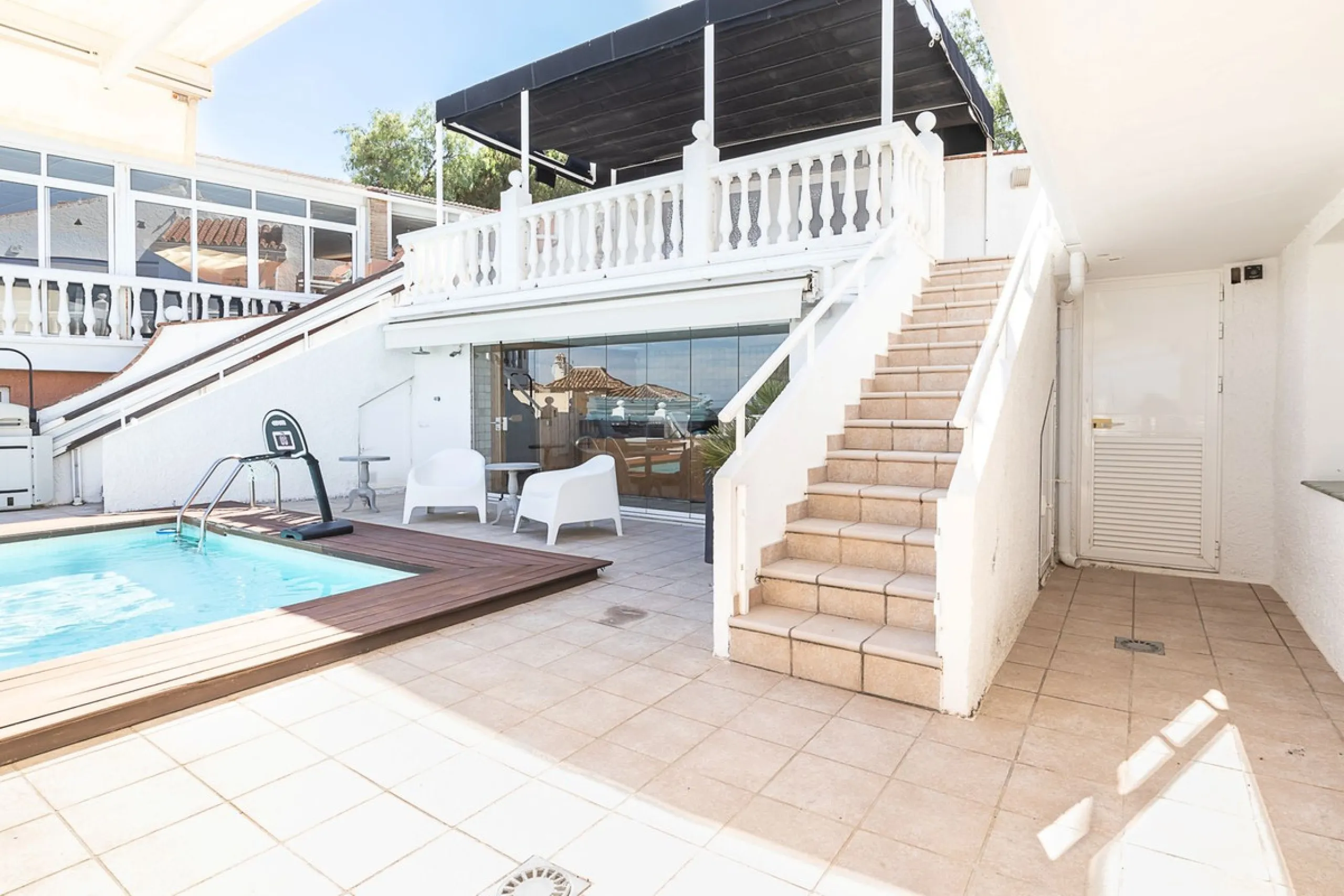 Nestled in the Urb. Torrenueva, Mijas Costa, this enchanting, six-bedroom villa, divided over two floors, epitomizes charm and elegance. Ideal for rental purposes to produce ROI or as a two family home. (Tourist Rental Licence in place). Located in the pi