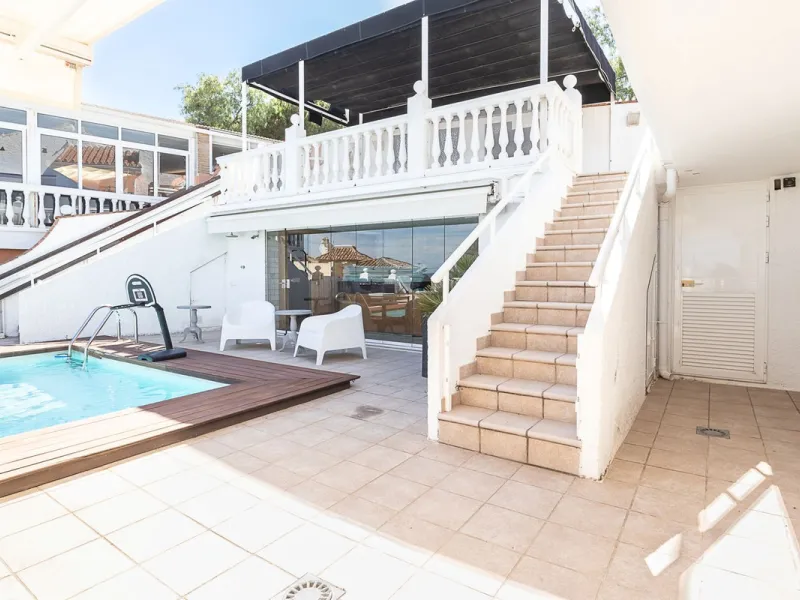 Nestled in the Urb. Torrenueva, Mijas Costa, this enchanting, six-bedroom villa, divided over two floors, epitomizes charm and elegance. Ideal for rental purposes to produce ROI or as a two family home. (Tourist Rental Licence in place). Located in the pi