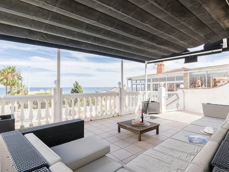 Nestled in the Urb. Torrenueva, Mijas Costa, this enchanting, six-bedroom villa, divided over two floors, epitomizes charm and elegance. Ideal for rental purposes to produce ROI or as a two family home. (Tourist Rental Licence in place). Located in the pi