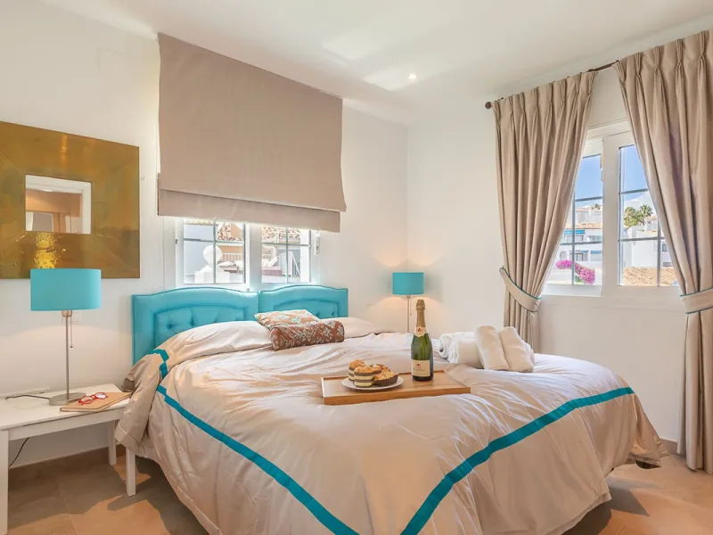 Nestled in the Urb. Torrenueva, Mijas Costa, this enchanting, six-bedroom villa, divided over two floors, epitomizes charm and elegance. Ideal for rental purposes to produce ROI or as a two family home. (Tourist Rental Licence in place). Located in the pi