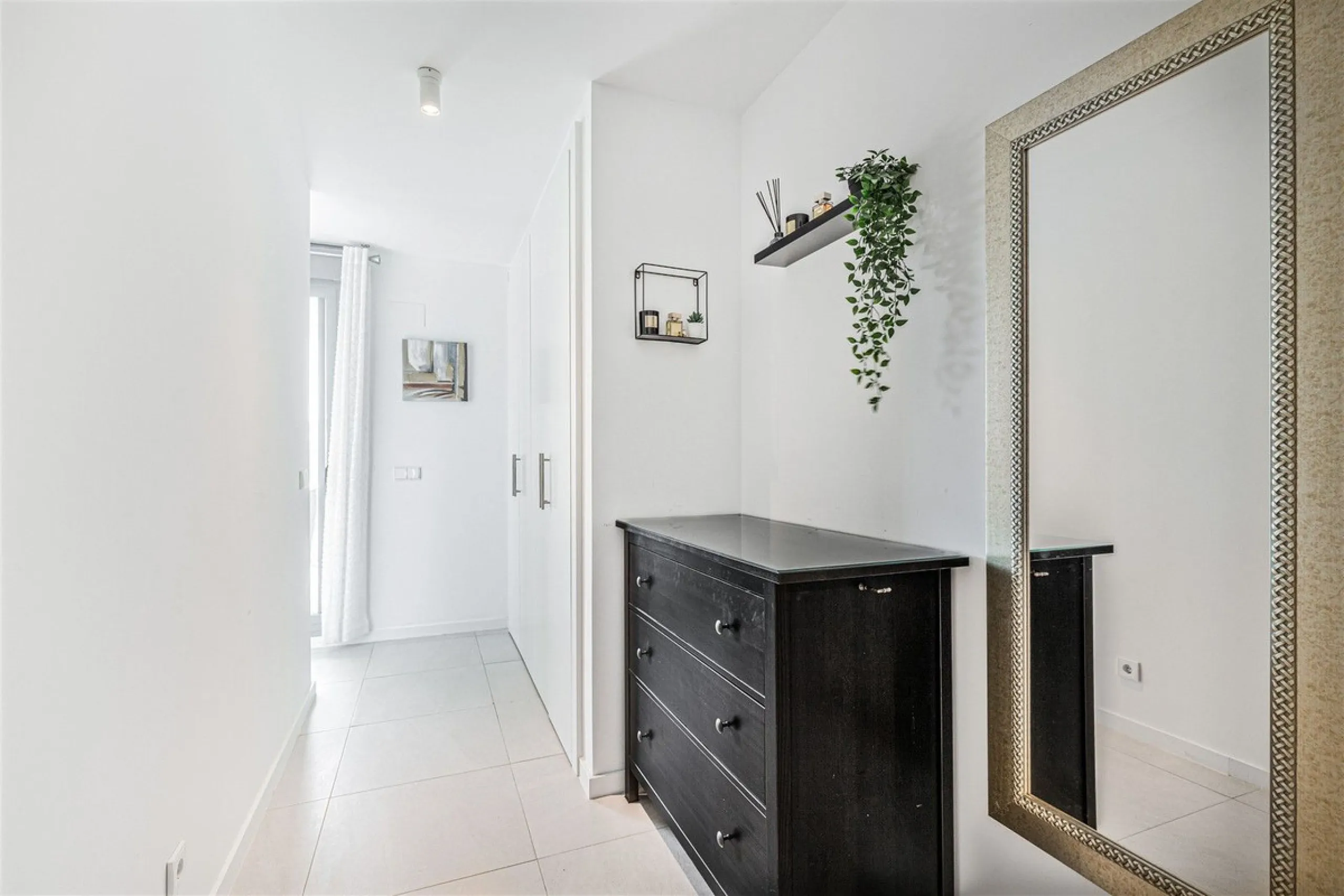 Apartment - Penthouse Duplex в продаже в Estepona, Málaga. В доме 3 спален и 3 ванных комнат. Площадь дома 126 м²