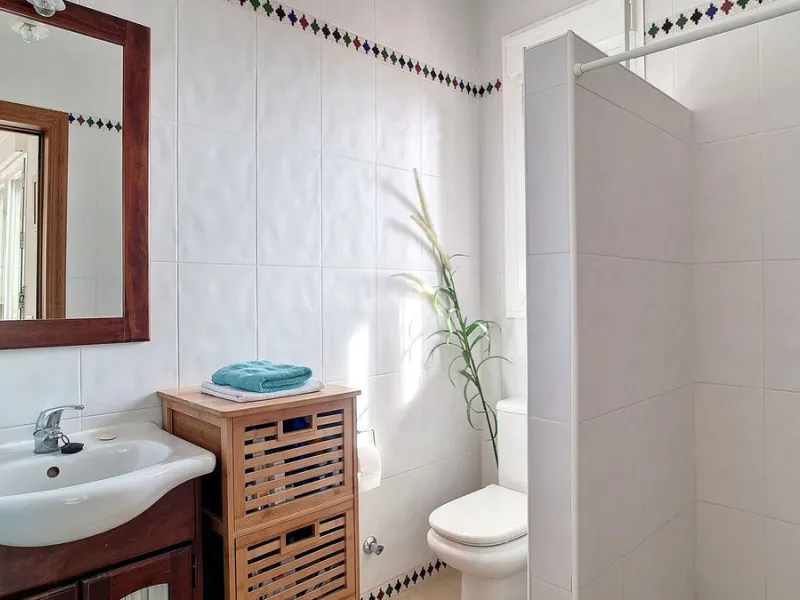 House - Detached Villa в продаже в Arenas, Málaga. В доме 3 спален и 3 ванных комнат. Площадь дома 241 м². Площадь участка 4162 м²