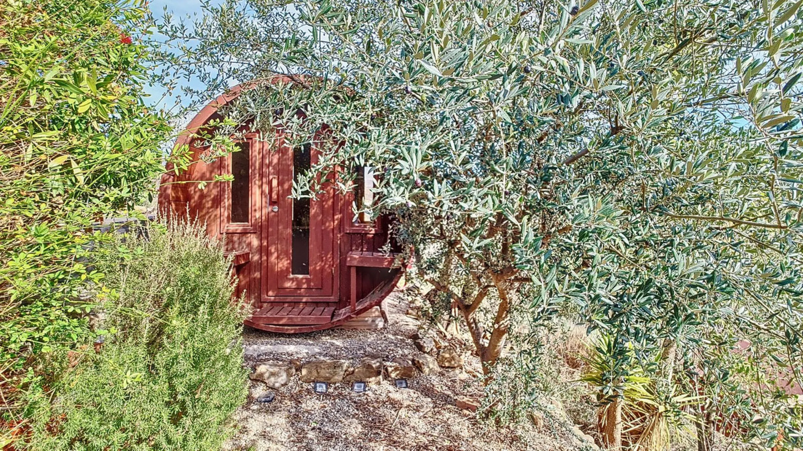 House - Detached Villa в продаже в Arenas, Málaga. В доме 3 спален и 3 ванных комнат. Площадь дома 241 м². Площадь участка 4162 м²