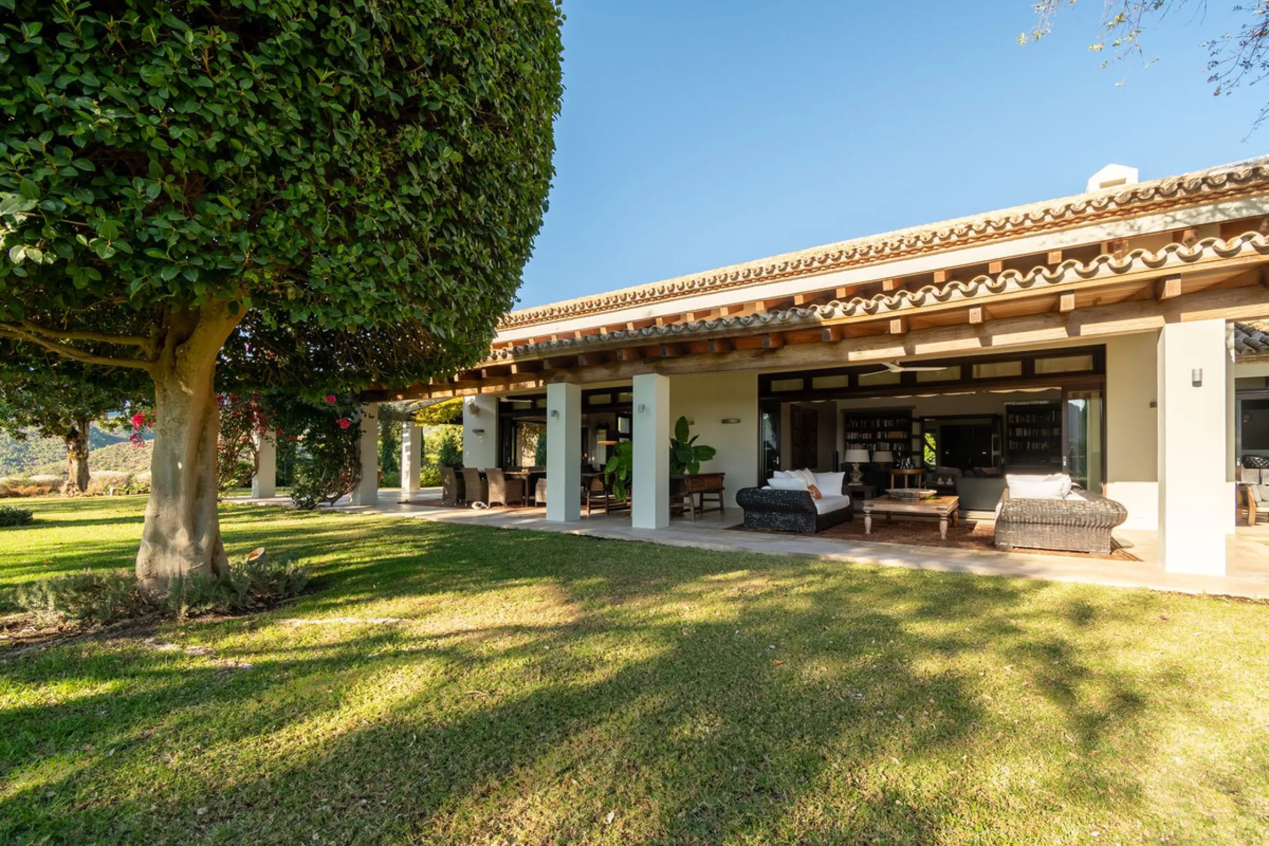 A beautiful south west facing detached villa, nestled in the exclsusive urbanisation of La Zagaleta of Benahavis on  the Costa del Sol.