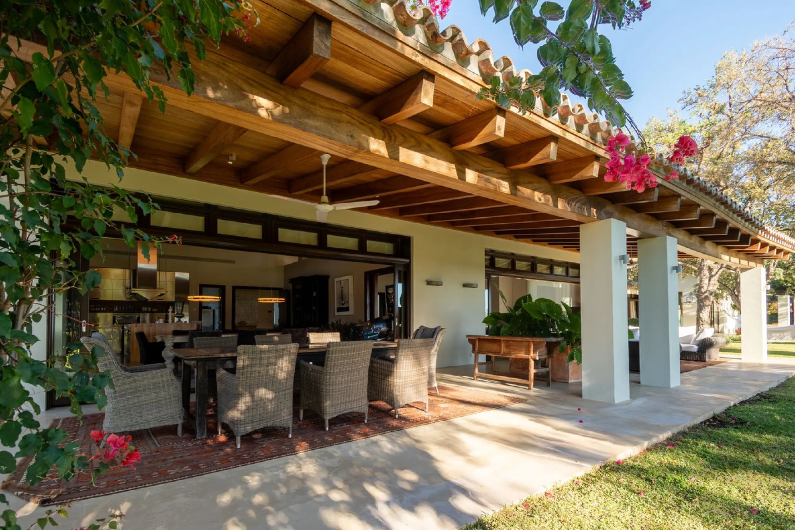 A beautiful south west facing detached villa, nestled in the exclsusive urbanisation of La Zagaleta of Benahavis on  the Costa del Sol.