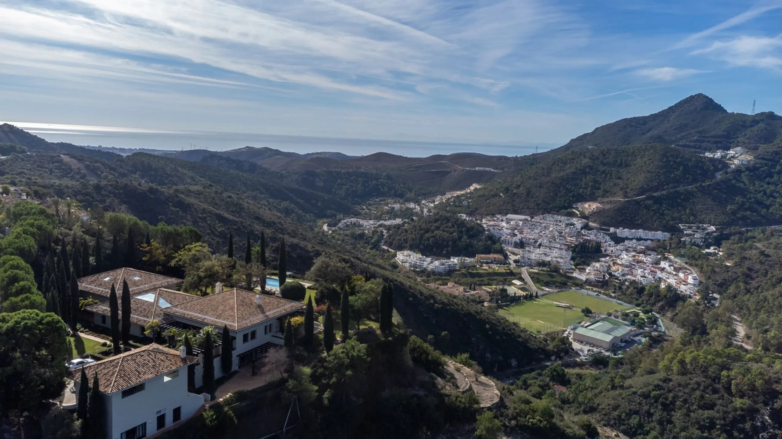 A beautiful south west facing detached villa, nestled in the exclsusive urbanisation of La Zagaleta of Benahavis on  the Costa del Sol.