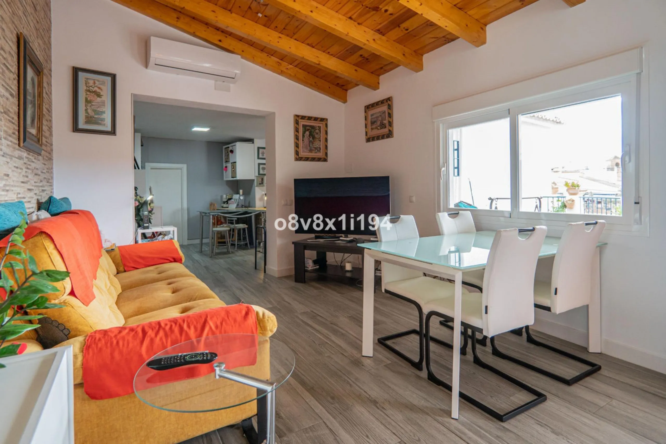 House - Detached Villa в продаже в Macharaviaya, Málaga. В доме 5 спален и 1 ванных комнат. Площадь дома 102 м²