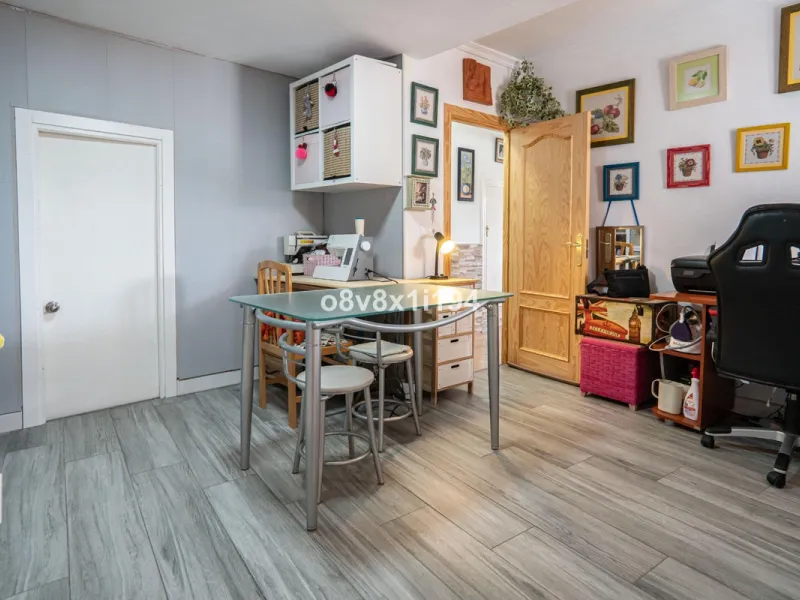 House - Detached Villa в продаже в Macharaviaya, Málaga. В доме 5 спален и 1 ванных комнат. Площадь дома 102 м²
