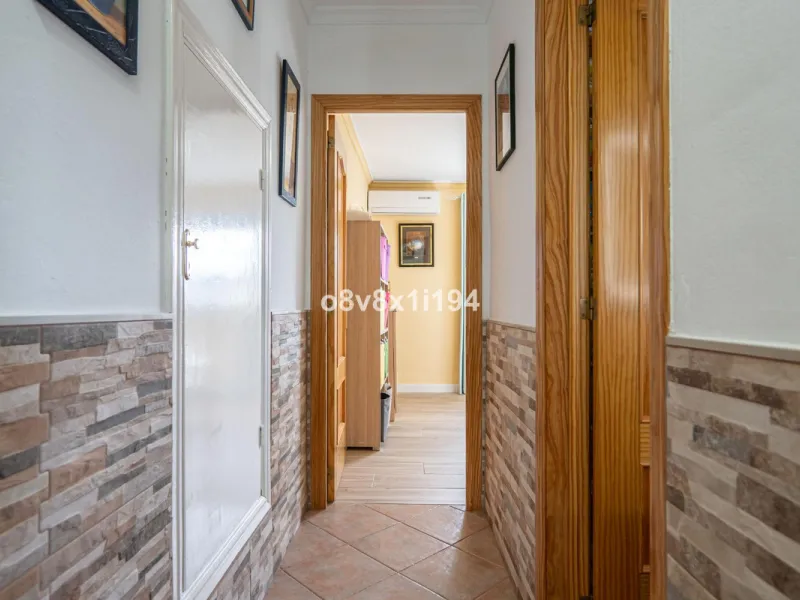 House - Detached Villa в продаже в Macharaviaya, Málaga. В доме 5 спален и 1 ванных комнат. Площадь дома 102 м²