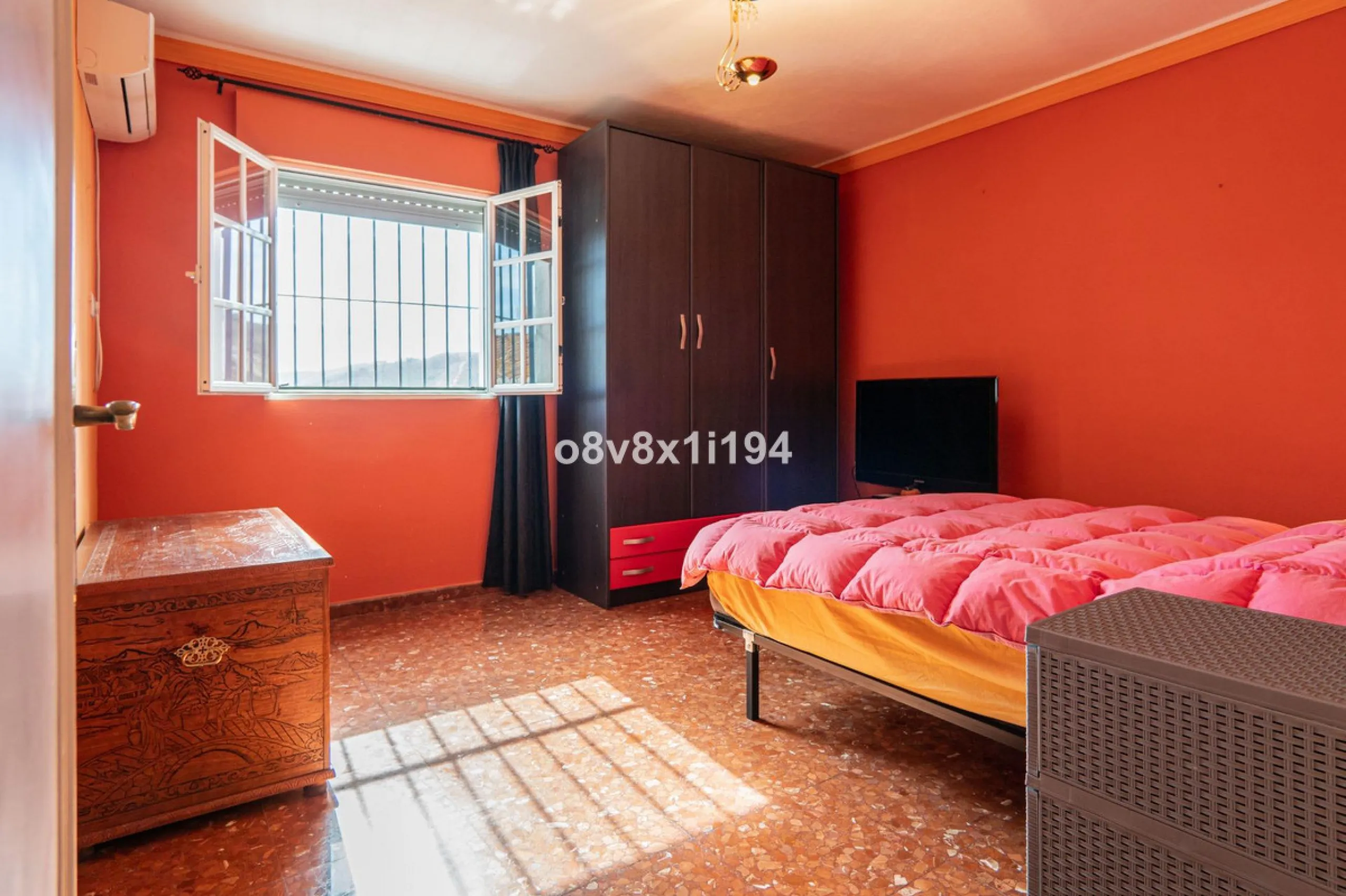 House - Detached Villa в продаже в Macharaviaya, Málaga. В доме 5 спален и 1 ванных комнат. Площадь дома 102 м²