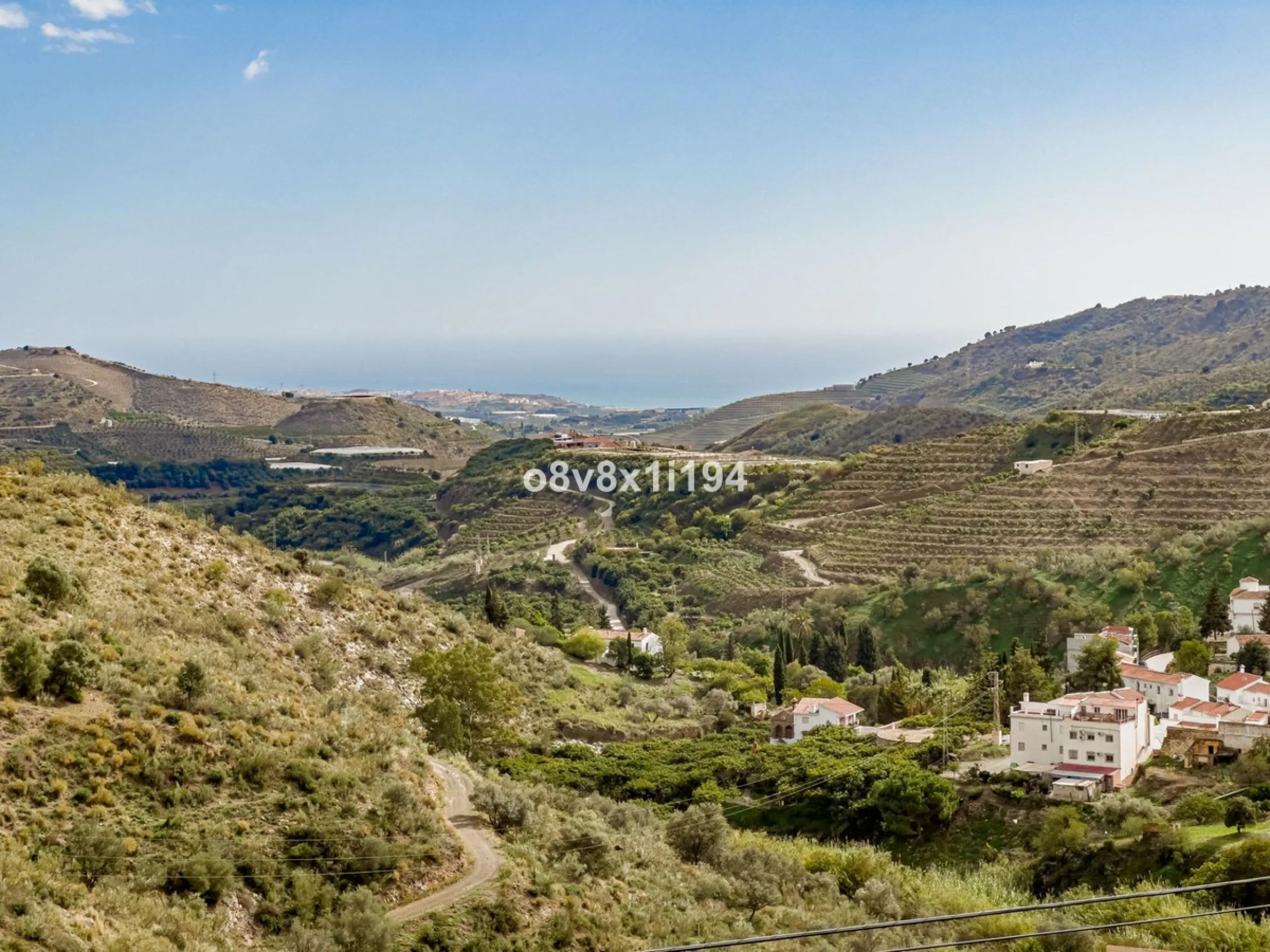 House - Detached Villa в продаже в Macharaviaya, Málaga. В доме 5 спален и 1 ванных комнат. Площадь дома 102 м²
