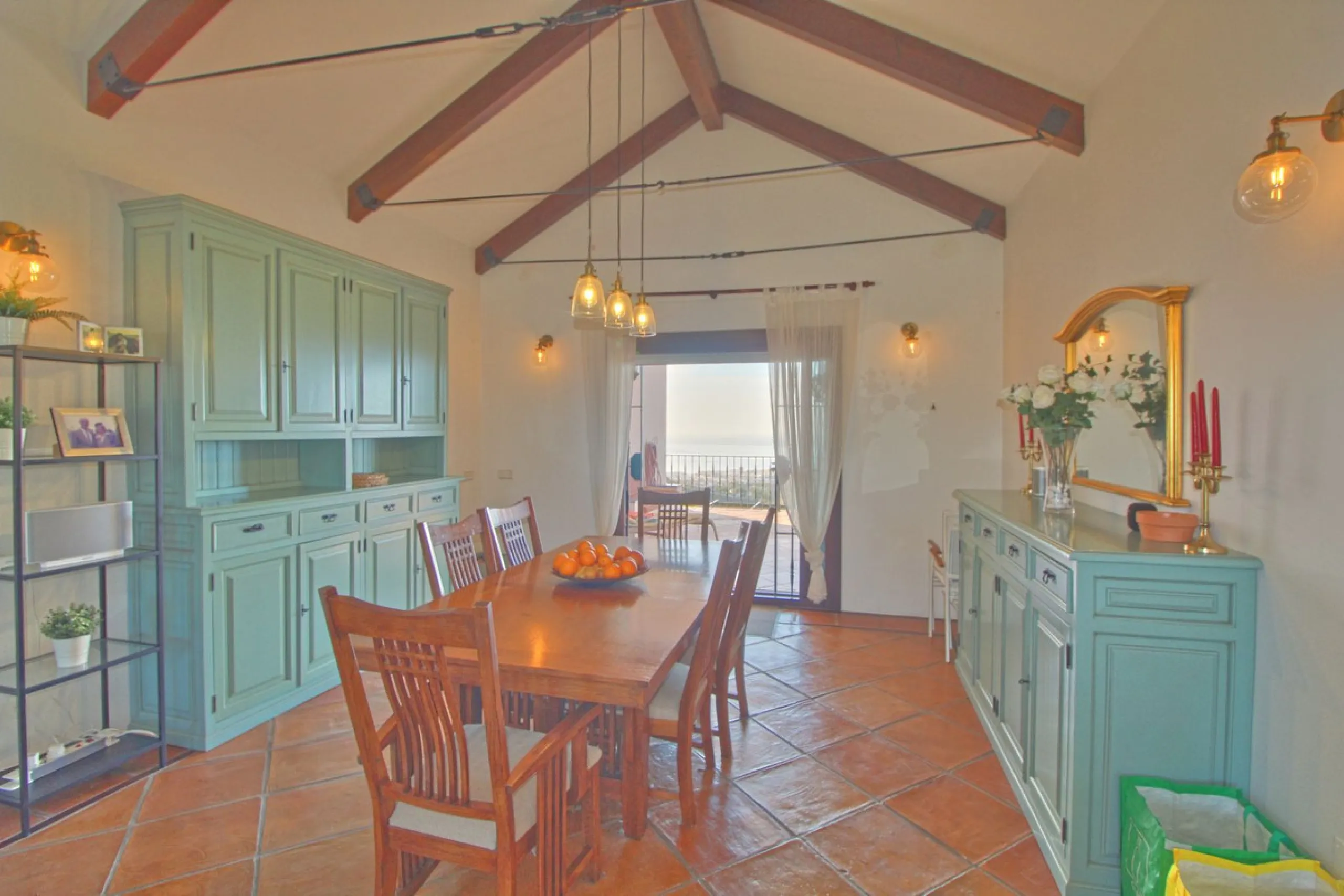 House - Finca - Cortijo в продаже в Estepona, Málaga. В доме 5 спален и 4 ванных комнат. Площадь дома 465 м². Площадь участка 61629 м²