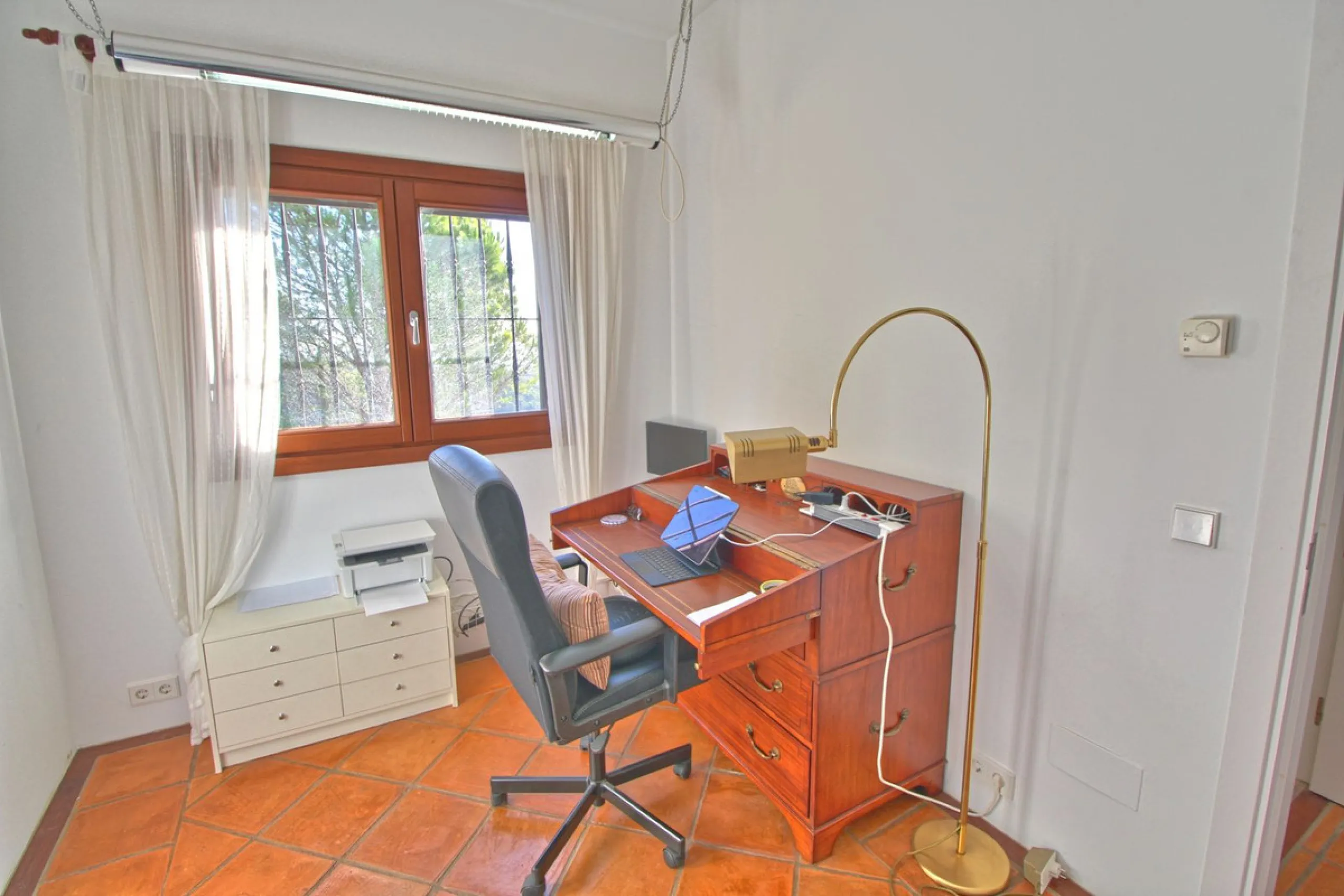 House - Finca - Cortijo в продаже в Estepona, Málaga. В доме 5 спален и 4 ванных комнат. Площадь дома 465 м². Площадь участка 61629 м²