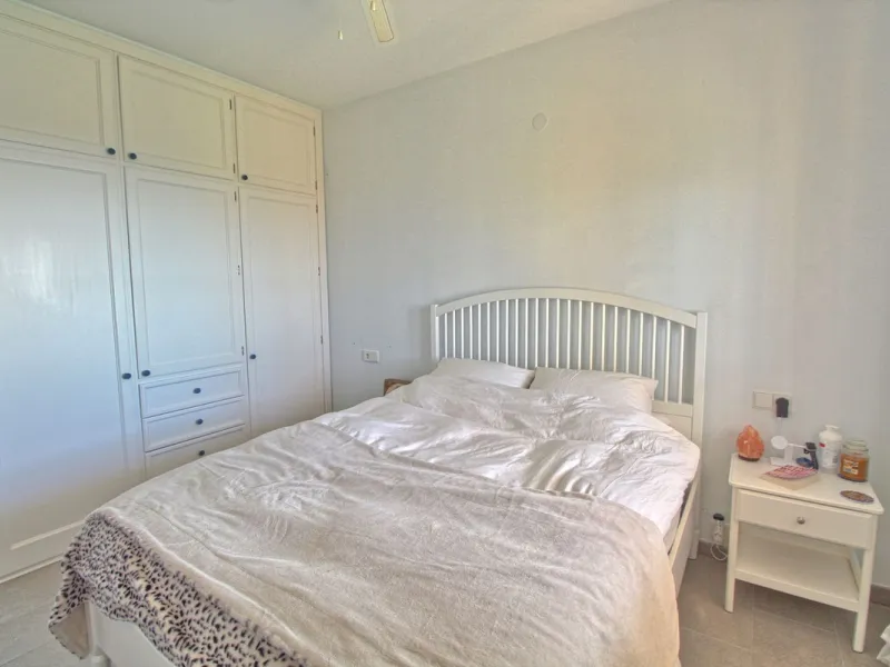 House - Finca - Cortijo в продаже в Estepona, Málaga. В доме 5 спален и 4 ванных комнат. Площадь дома 465 м². Площадь участка 61629 м²