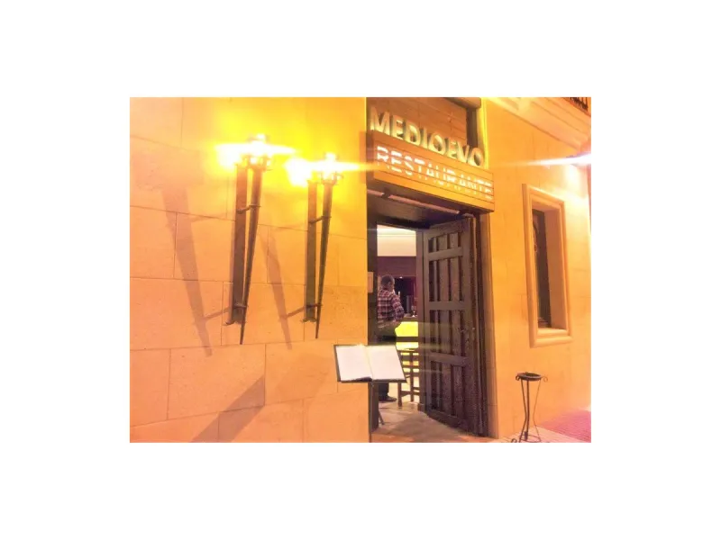 Premises in which a restaurant was operating, currently closed.