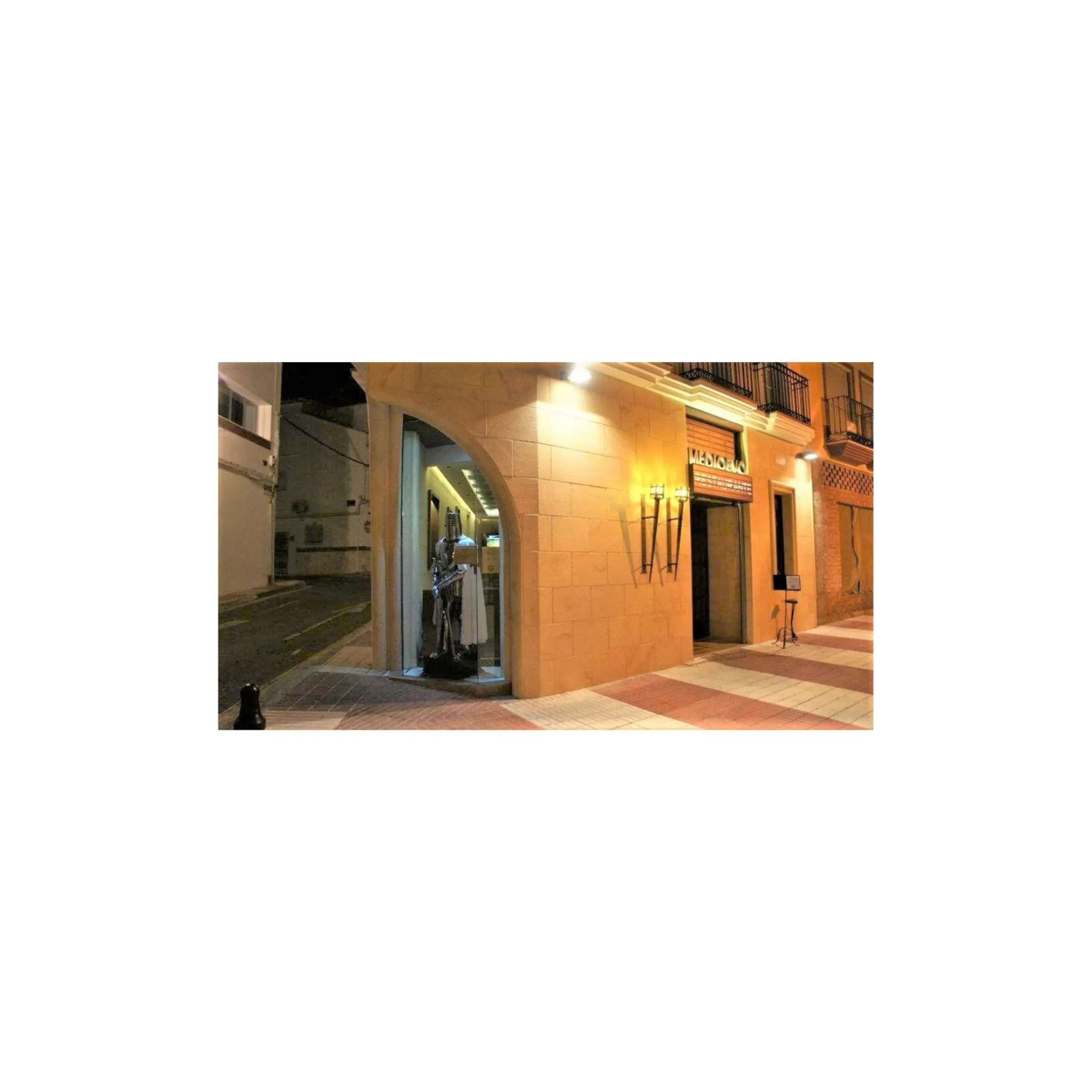 Premises in which a restaurant was operating, currently closed.