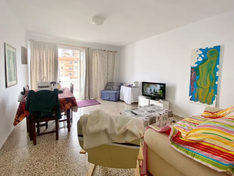 Spacious  town house with an interior patio and several rooms distributed between the two main floors.