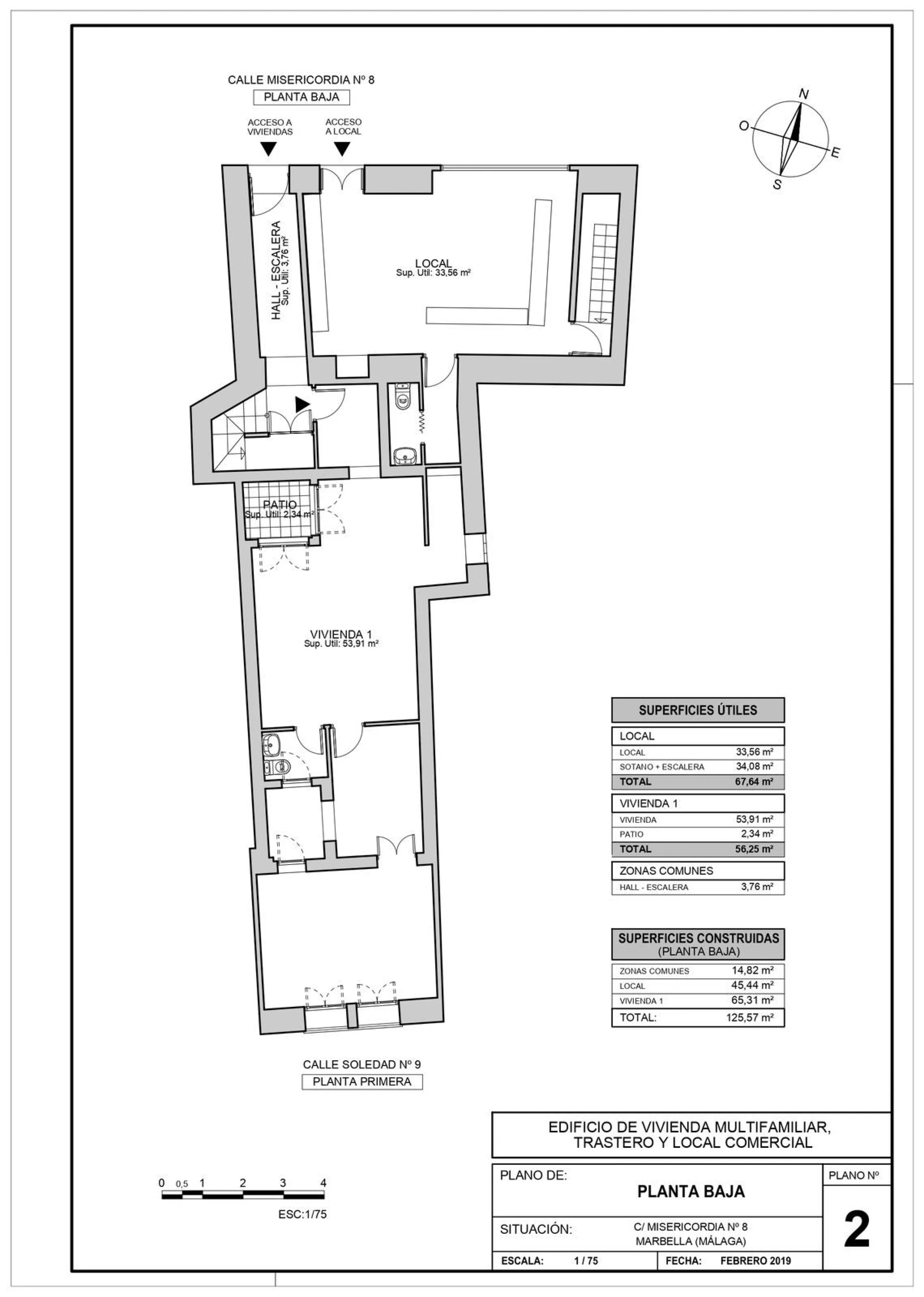 Spacious  town house with an interior patio and several rooms distributed between the two main floors.