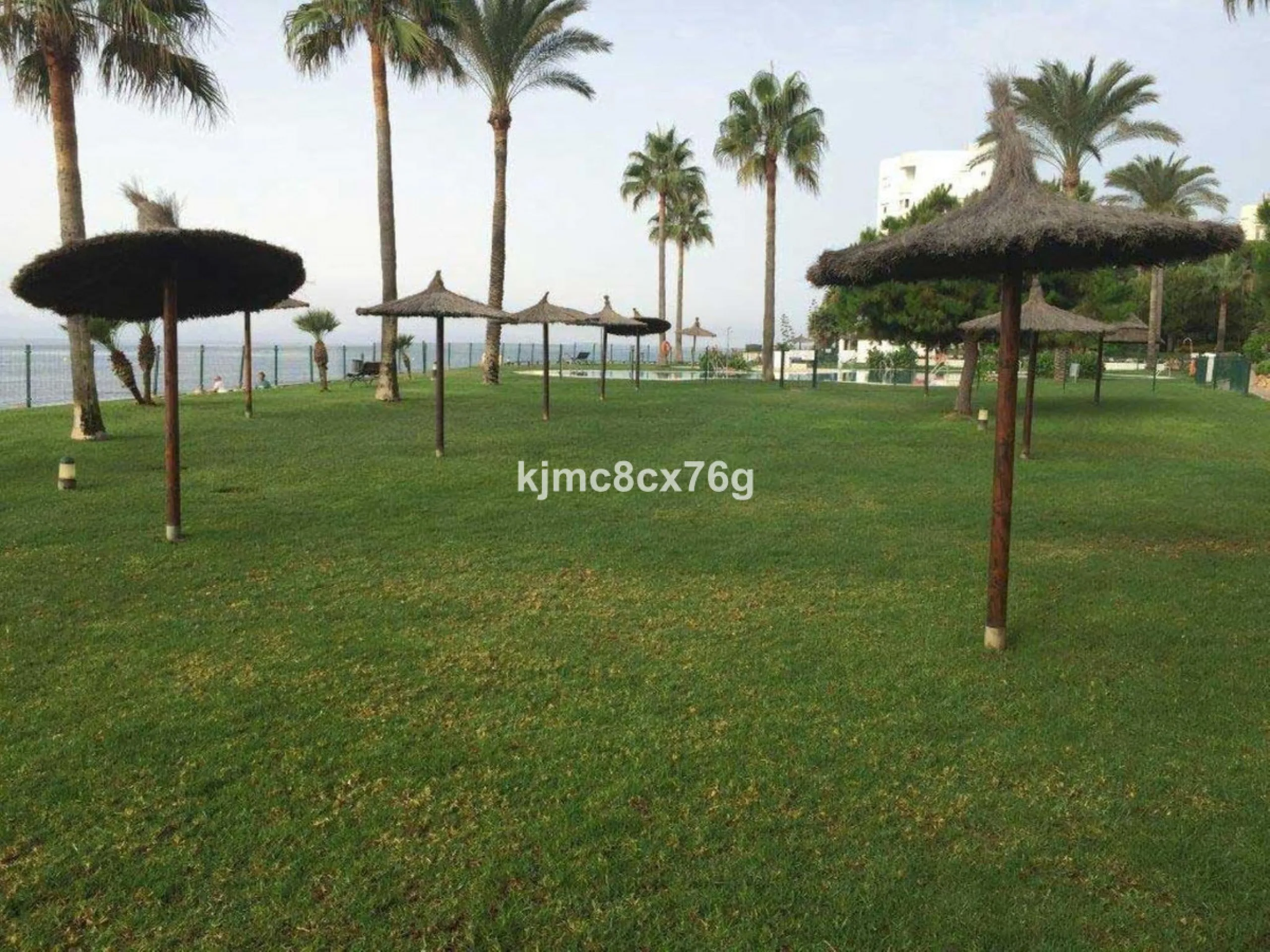 Apartment - Middle Floor Apartment в продаже в Mijas, Málaga. В доме 3 спален и 2 ванных комнат. Площадь дома 155 м²