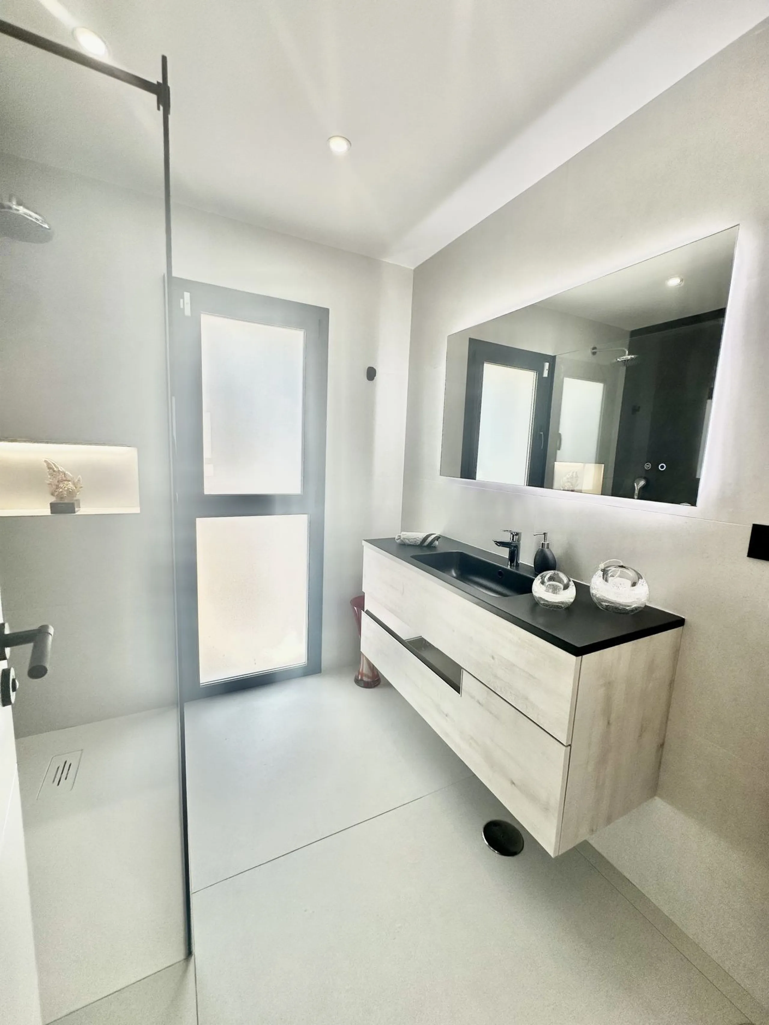 Exceptional Investment Opportunity – Contemporary Villa with 360° Panoramic Sea, Forest & Mountain Views
