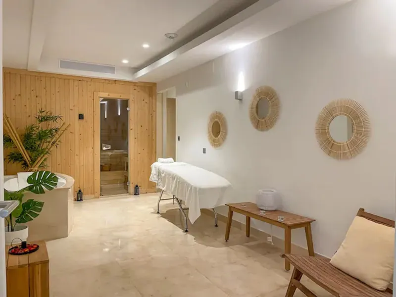 This magnificent villa is an open plan one, and the ground floor flows into the terrace and the garden with lovely sea views and a vast infinity pool, leading to a chill-out area with a fireplace. The villa has ensuite bedrooms on each floor, which gives 