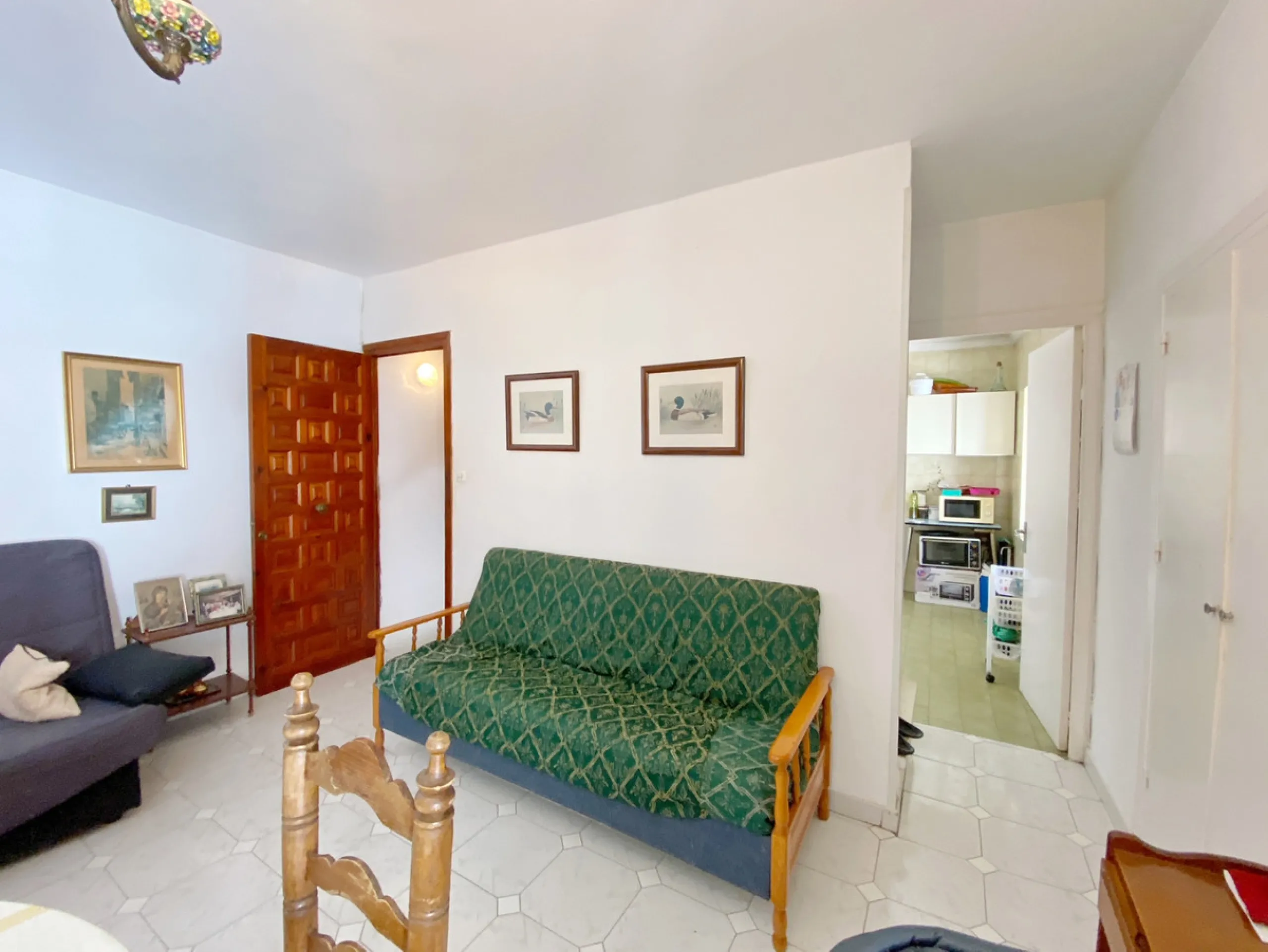 House located in the old town of Marbella composed of two floors, attic plus a large solarium terrace and beautiful views around the old town.