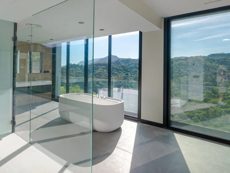 Stunning Modern Villa with 7 Bedrooms and Panoramic Sea and Mountain Views in Los Arqueros, Benahavís
