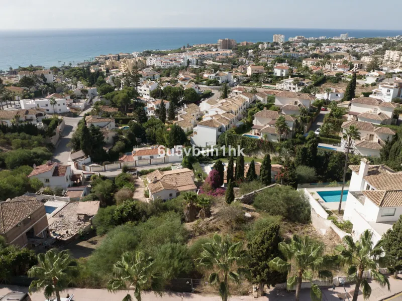 Plot - Residential Plot в продаже в Mijas, Málaga. Площадь дома 530 м². Площадь участка 1132 м²