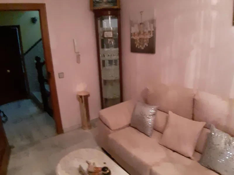 Very spacious house in Las Lagunas in perfect condition, ready to move into.