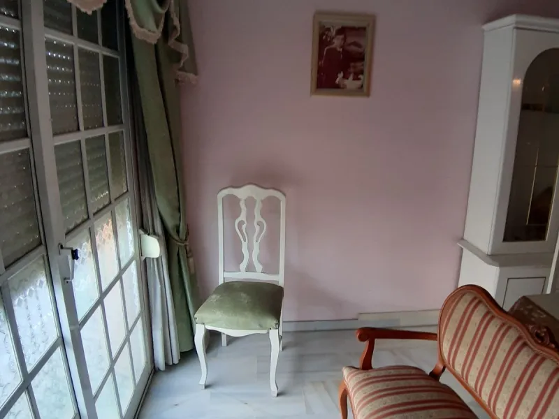 Very spacious house in Las Lagunas in perfect condition, ready to move into.