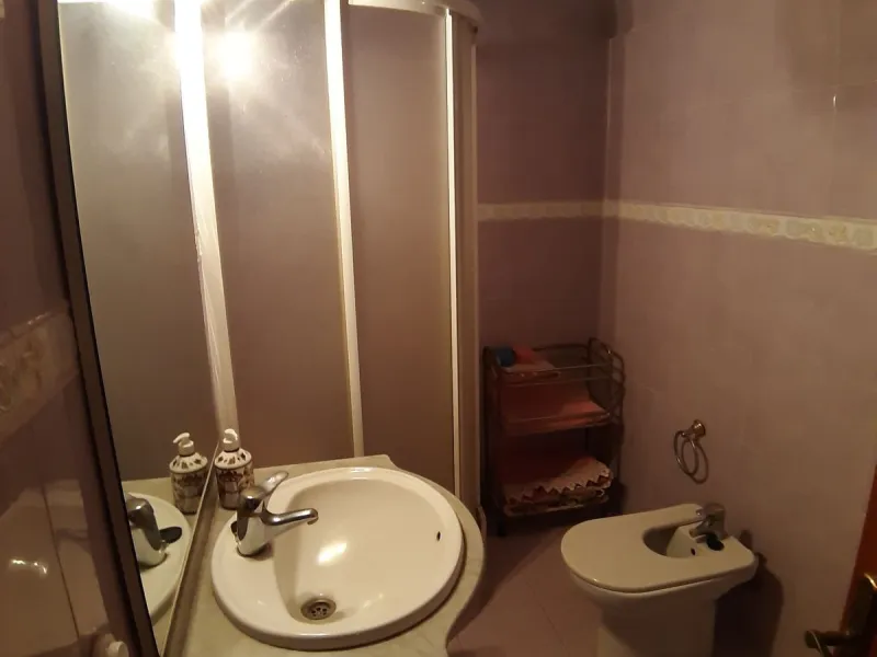 Very spacious house in Las Lagunas in perfect condition, ready to move into.