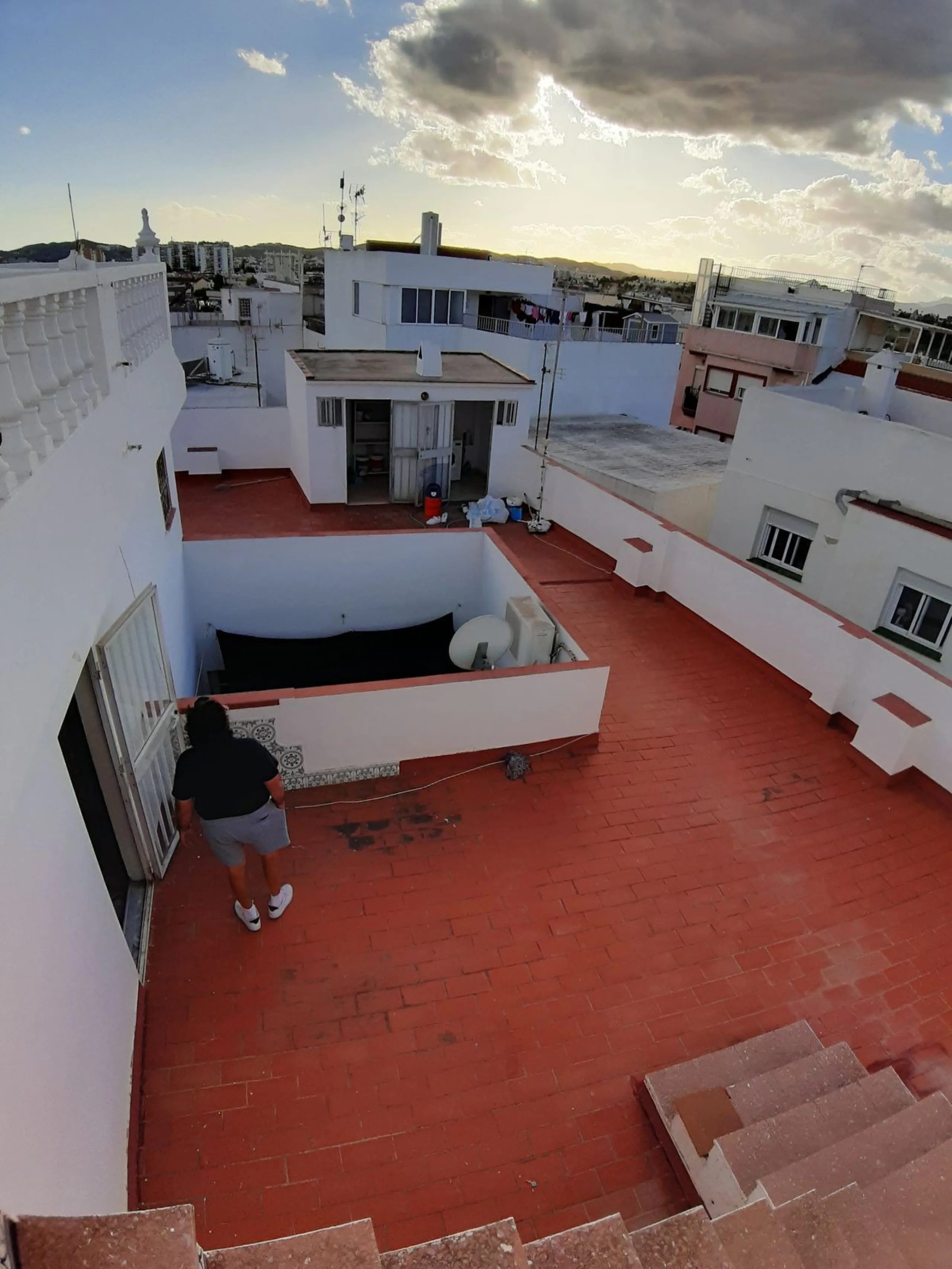 Very spacious house in Las Lagunas in perfect condition, ready to move into.