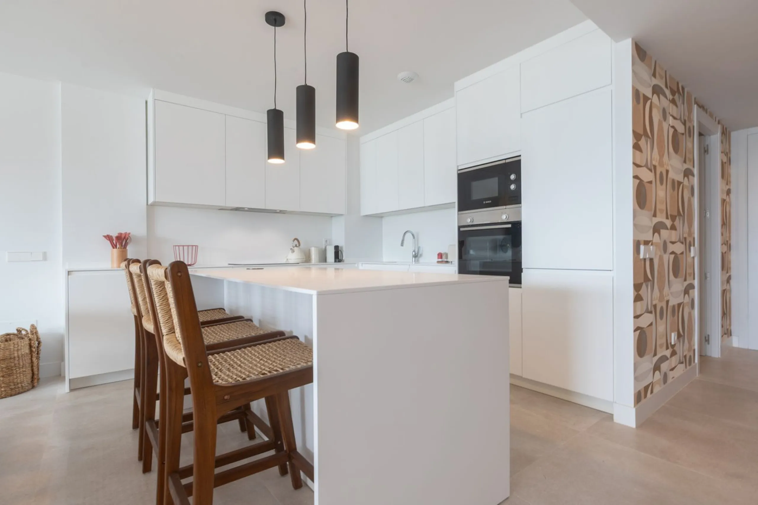 Innovative project located in Mijas de Costa in Malaga, famous for its golf courses. EDEN is an excellent development that combines the vision of a modern residential area and nature in one. The architecture is perfectly integrated into the landscape than