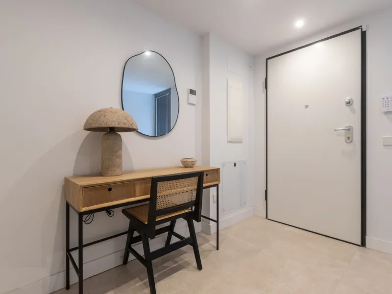 Innovative project located in Mijas de Costa in Malaga, famous for its golf courses. EDEN is an excellent development that combines the vision of a modern residential area and nature in one. The architecture is perfectly integrated into the landscape than