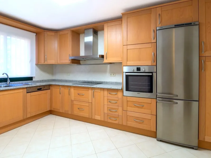 If you are looking for a home within easy reach of Marbella then take a look at this.