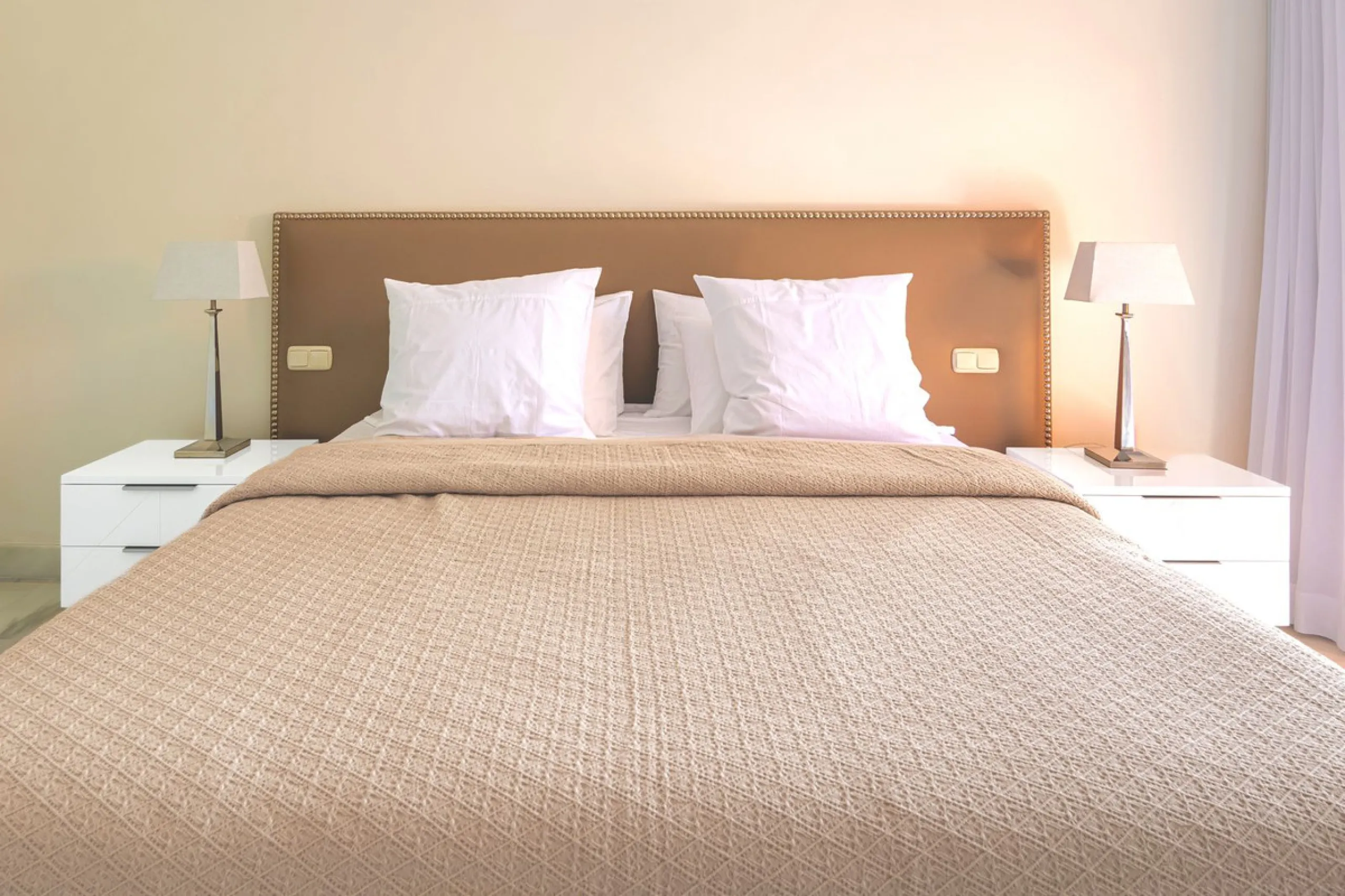 If you are looking for a home within easy reach of Marbella then take a look at this.