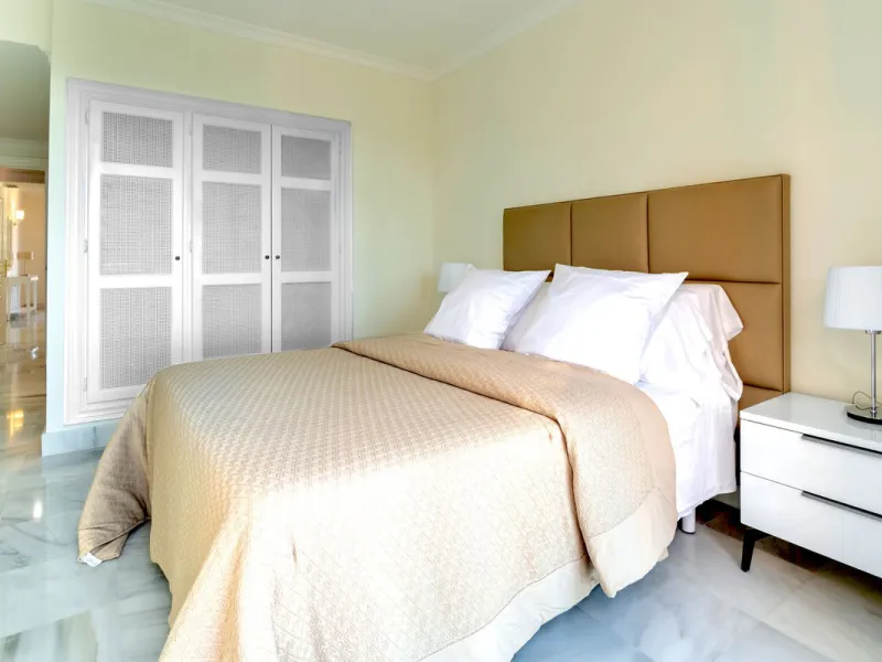 If you are looking for a home within easy reach of Marbella then take a look at this.