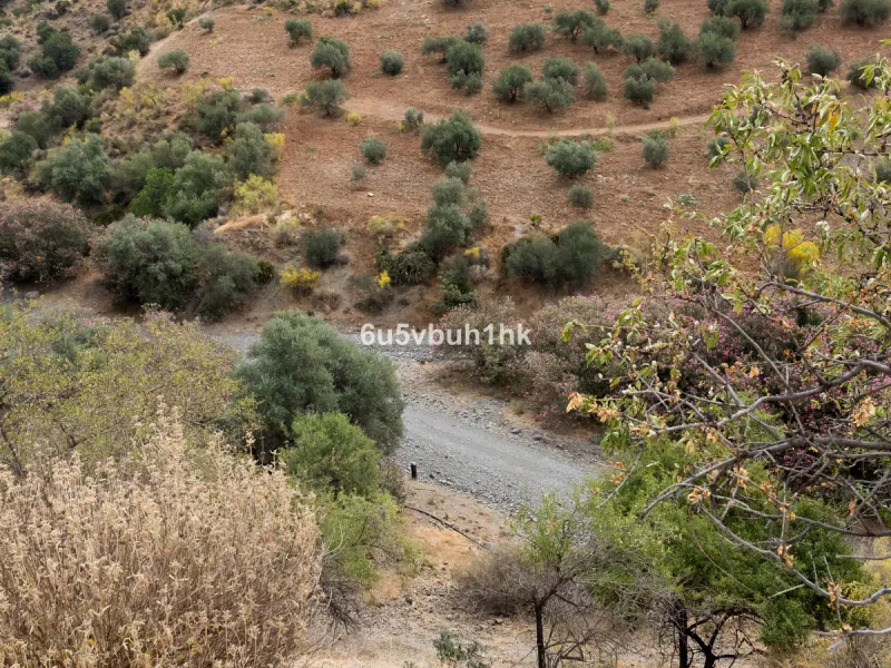 Plot - Land в продаже в Estacion de Cartama, Málaga. Площадь участка 90498 м²