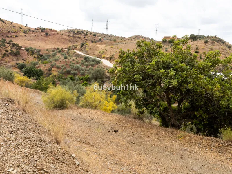 Plot - Land в продаже в Estacion de Cartama, Málaga. Площадь участка 90498 м²
