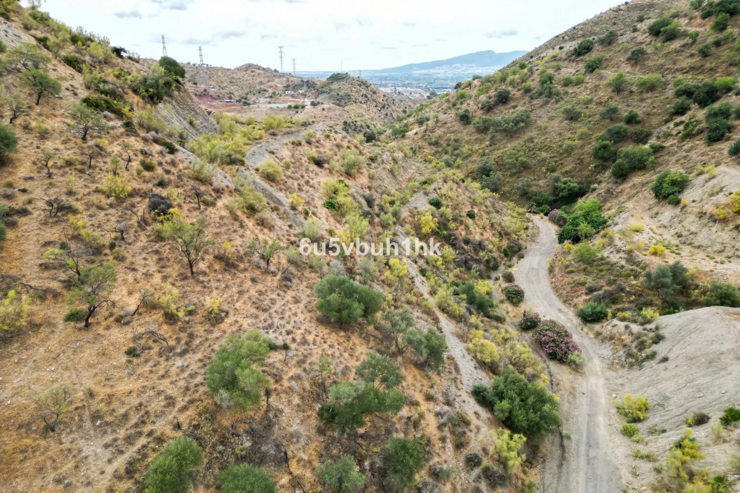 Plot - Land в продаже в Estacion de Cartama, Málaga. Площадь участка 90498 м²