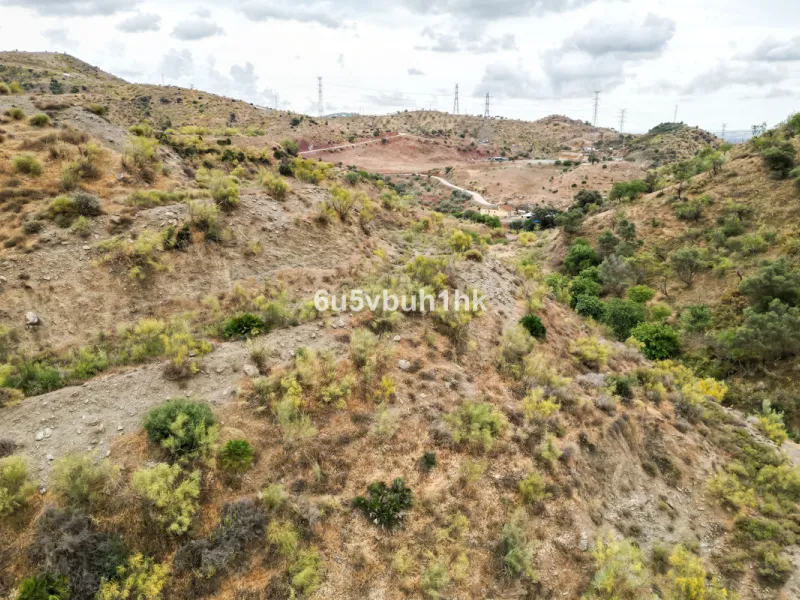 Plot - Land в продаже в Estacion de Cartama, Málaga. Площадь участка 90498 м²