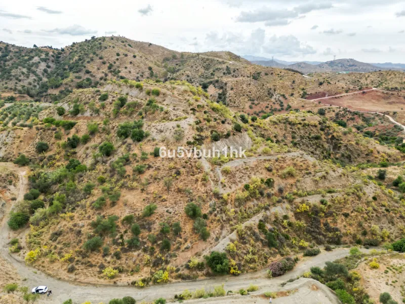 Plot - Land в продаже в Estacion de Cartama, Málaga. Площадь участка 90498 м²