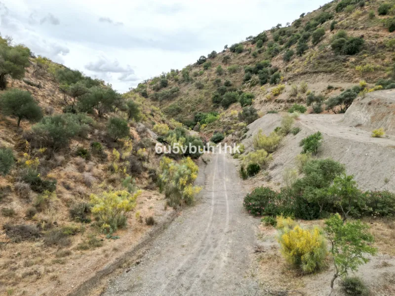 Plot - Land в продаже в Estacion de Cartama, Málaga. Площадь участка 90498 м²