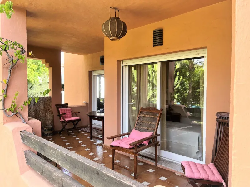 Апартамент средний этаж, Guadalmina Baja, Costa del Sol