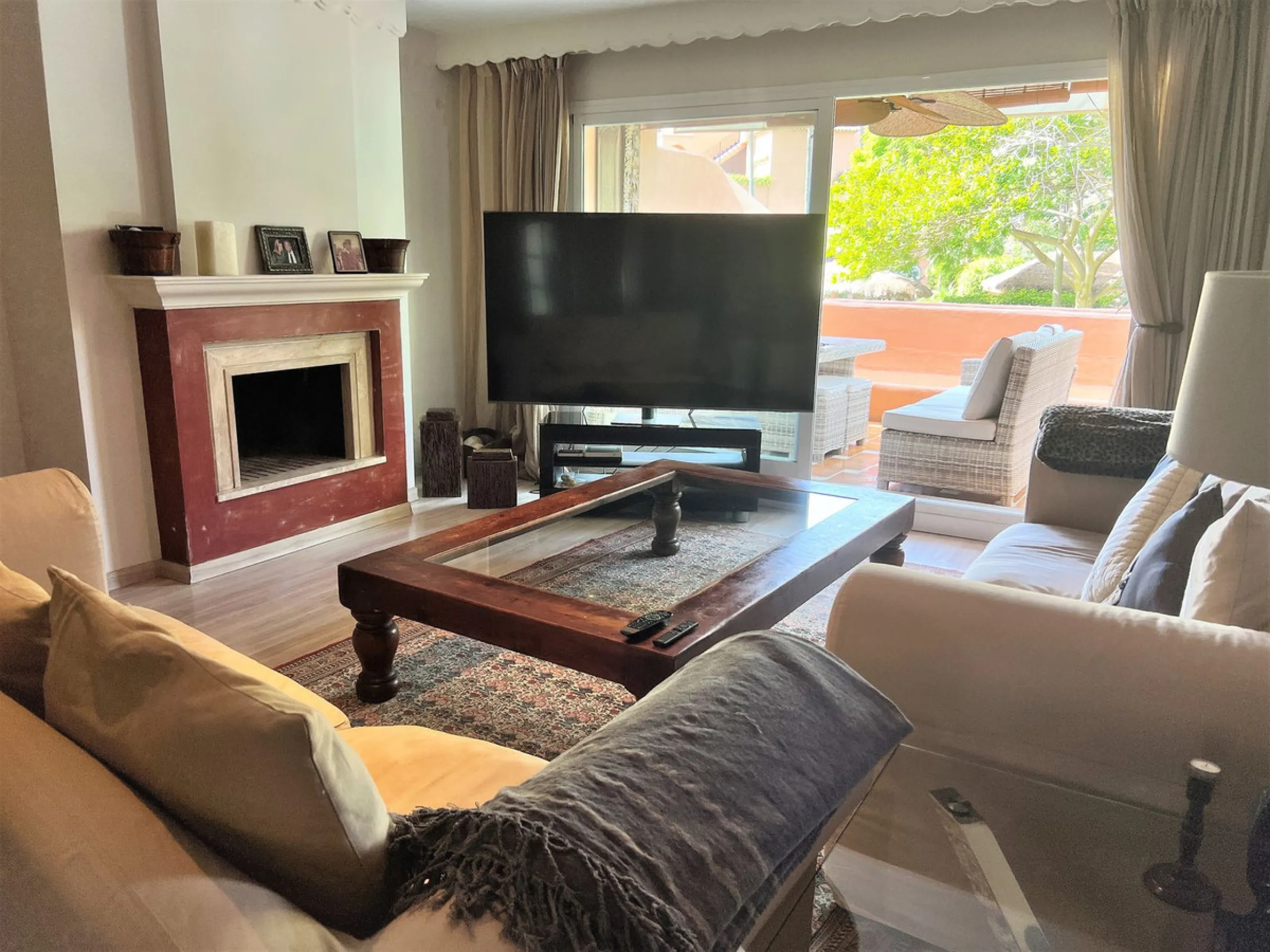 Апартамент средний этаж, Guadalmina Baja, Costa del Sol